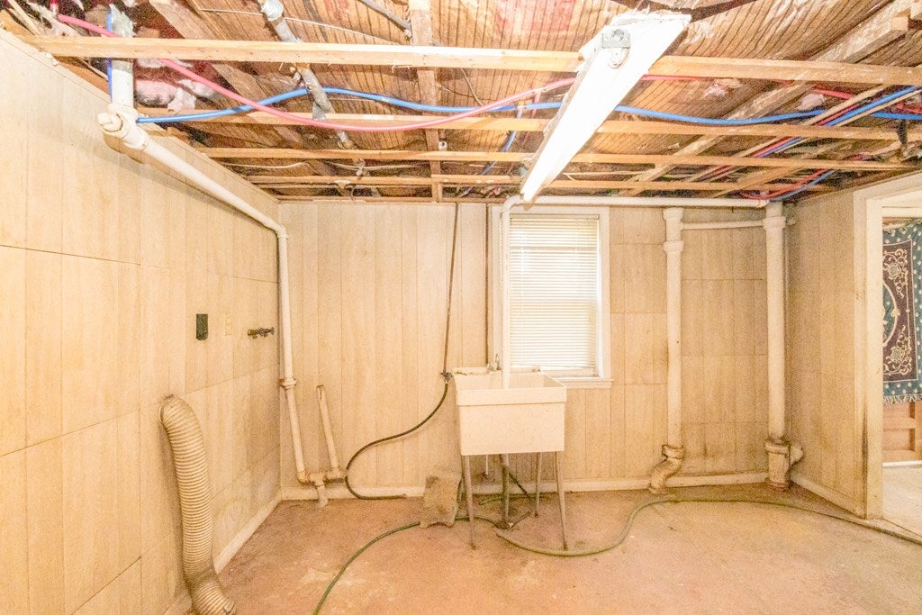 611 Glendale Road Galax, VA 24333 - Photo 61 of 64 Gallery Image 61