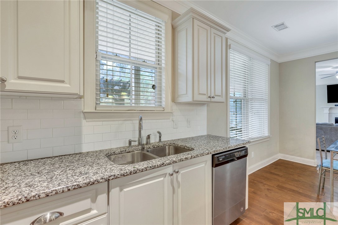 103 Laguna Way Savannah, GA 31405 - Photo 8 of 43