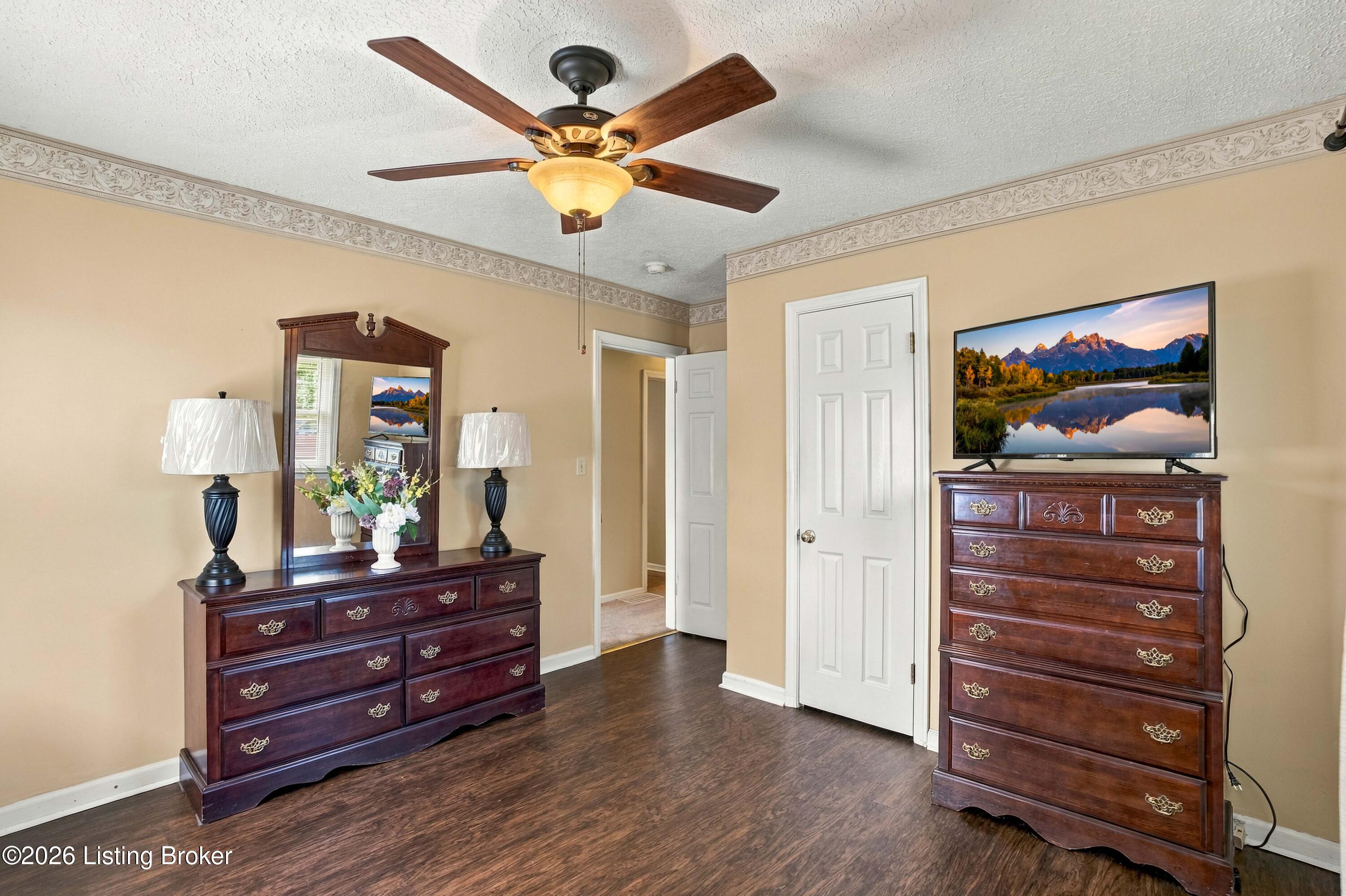8316 Virginia Road Louisville, KY 40258 - Photo 13 of 34 16