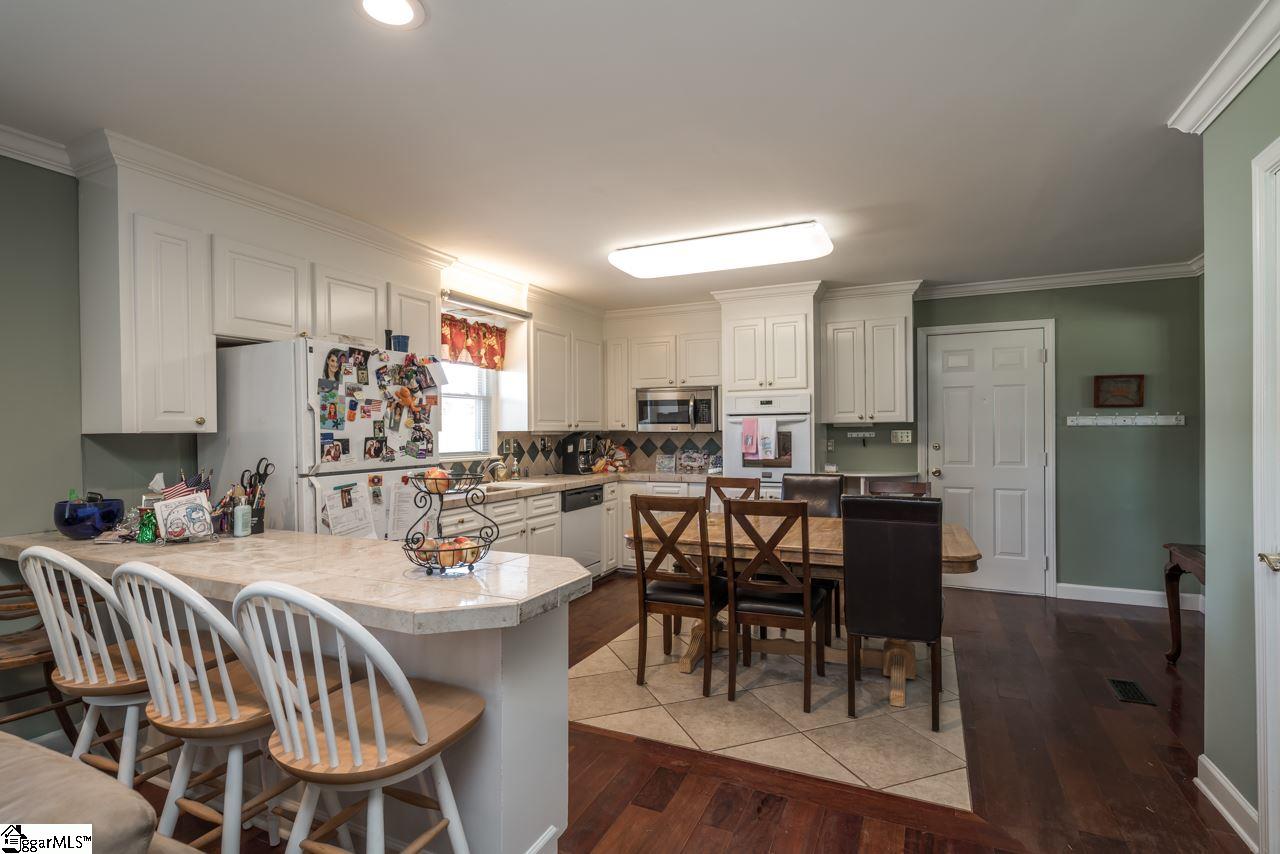 307 Langley Road Travelers Rest, SC 29690 - Photo 3 of 16