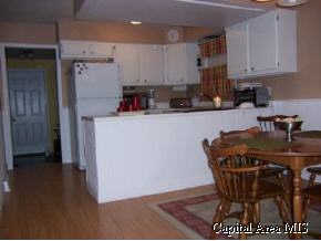 829 Kenyon Drive Springfield, IL 62704 - Photo 6 of 8 Gallery Image 6
