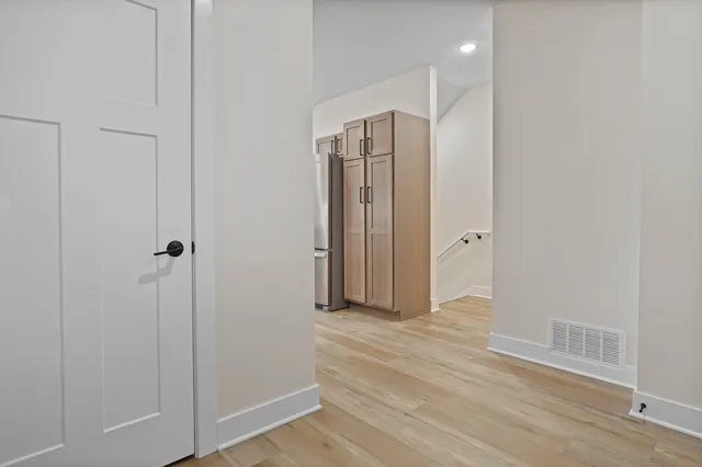 $2,550 | 116 Eiche Drive, Unit 4, Slinger, WI 53086