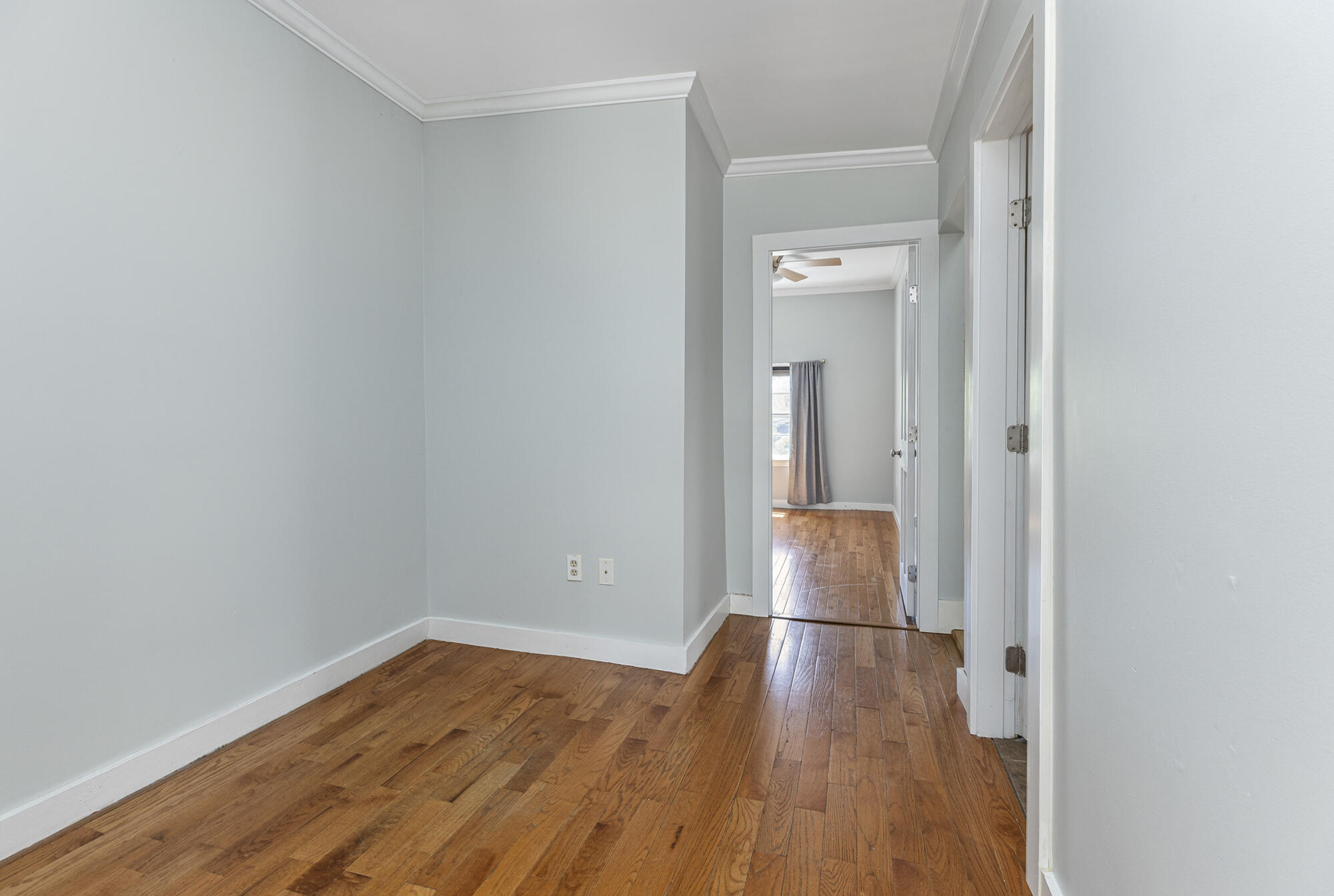 169 Danforth Street, Unit 5 Portland, ME 04102 - Photo 17 of 29 Hall/office