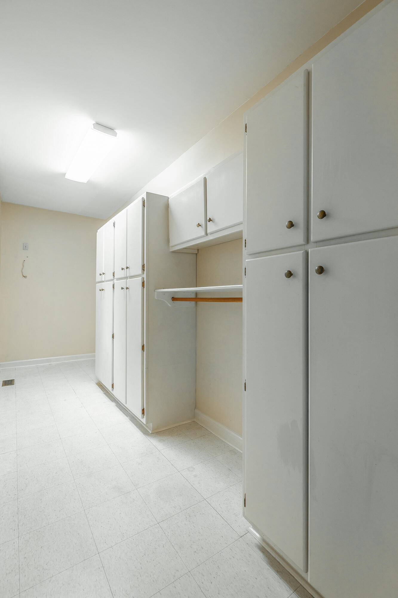 60 Cool Spring Road Signal Mountain, TN 37377 - Photo 42 of 108 Mud Room