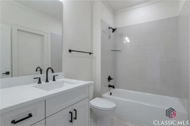 $2,099,900 | 2819 Kestrel Drive, Statham, GA 30666