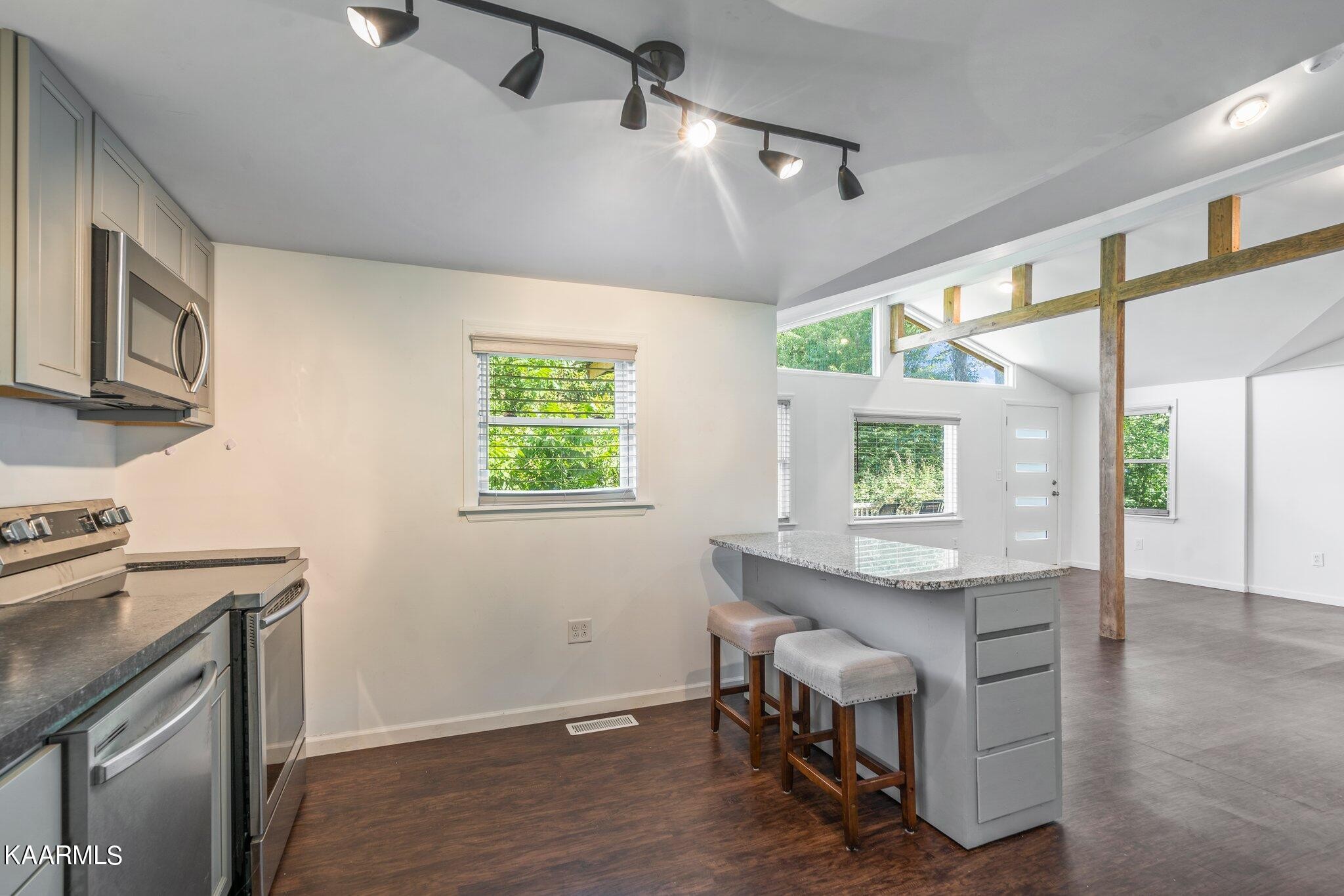 321 Lillard Road Benton, TN 37307 - Photo 3 of 50 Gallery Image 3