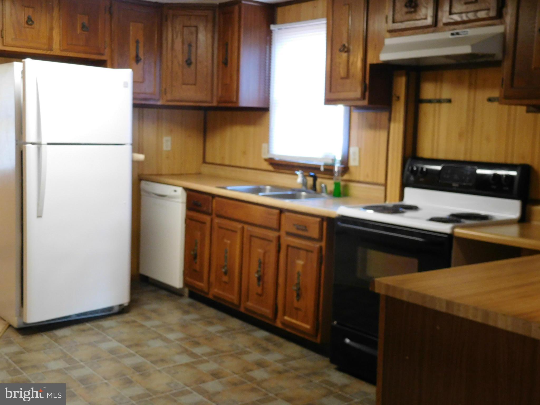 8313 Bayside Road Chesapeake Beach, MD 20732 - Photo 8 of 13 Kitchen