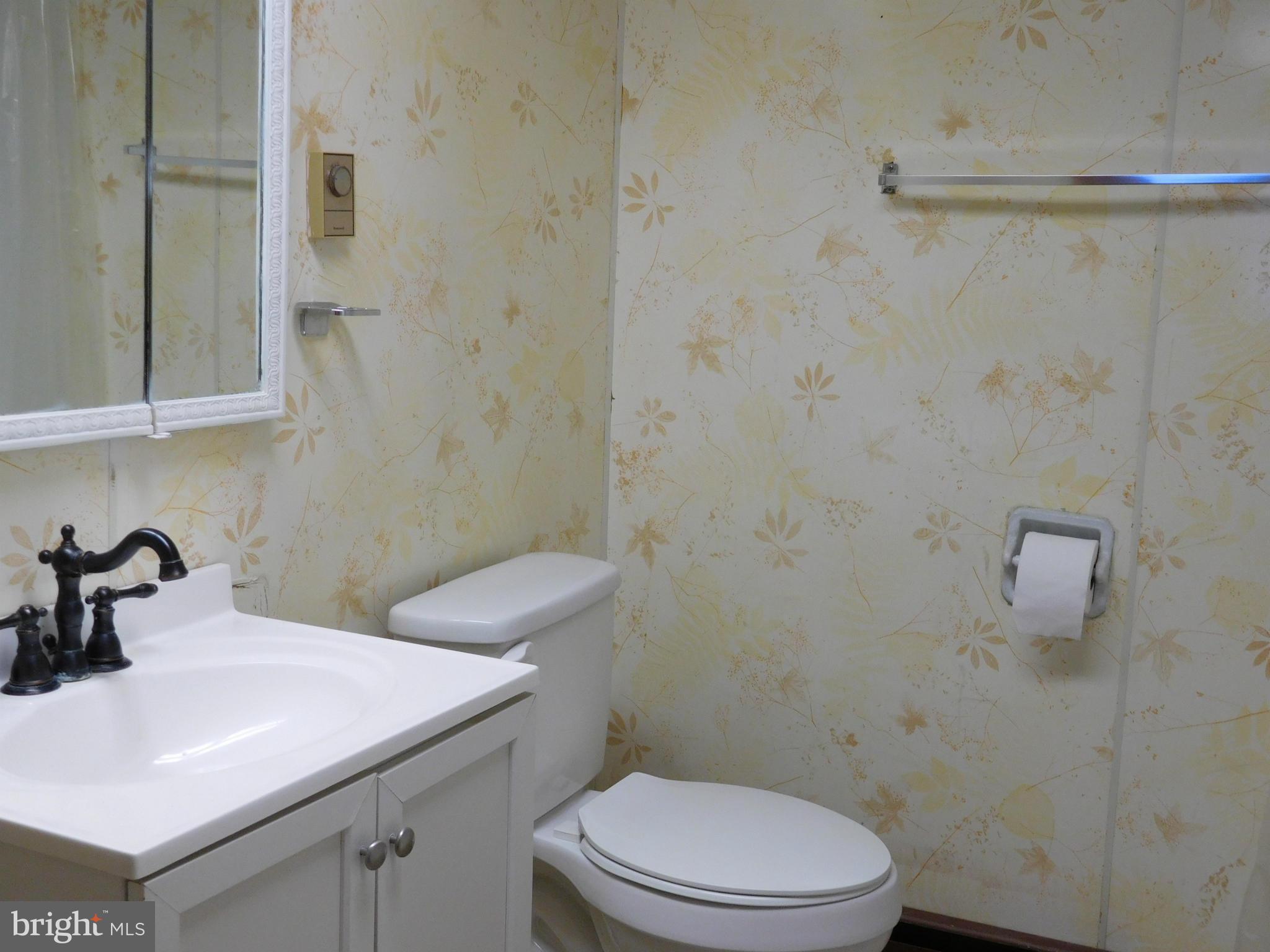 8313 Bayside Road Chesapeake Beach, MD 20732 - Photo 10 of 13 Bath