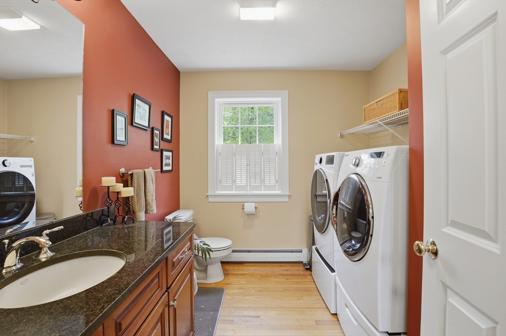 34 Harbor Light Road Leominster, MA 01453 - Photo 17 of 38 Gallery Image 17