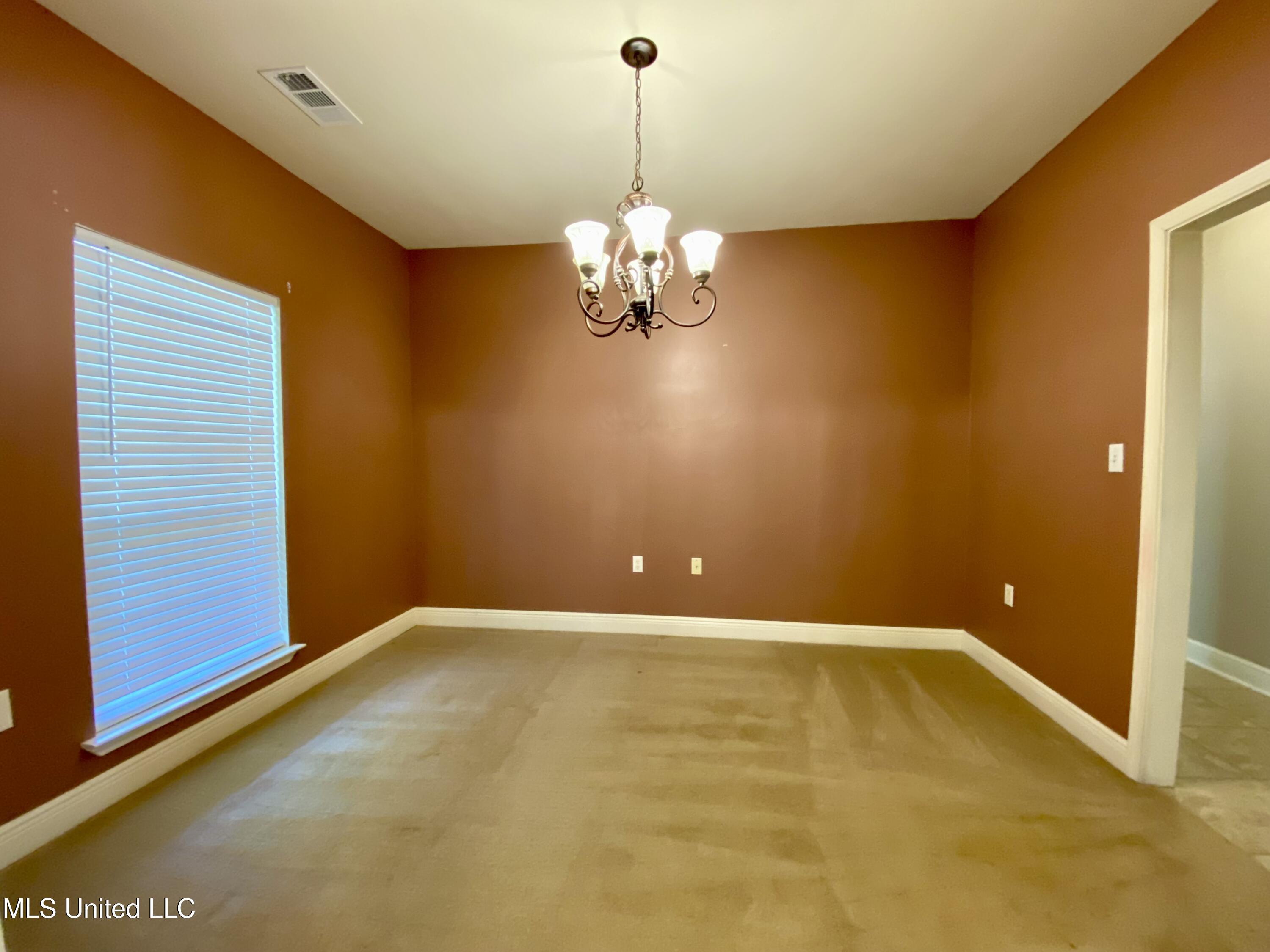 131 Monk Mitchell Road Picayune, MS 39466 - Photo 7 of 39 7, IMG_6786