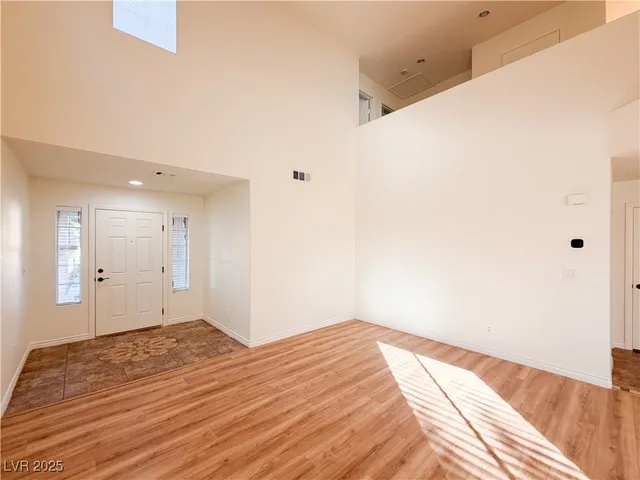 $2,150 | 4851 Polar Lights Court, Las Vegas, NV 89130