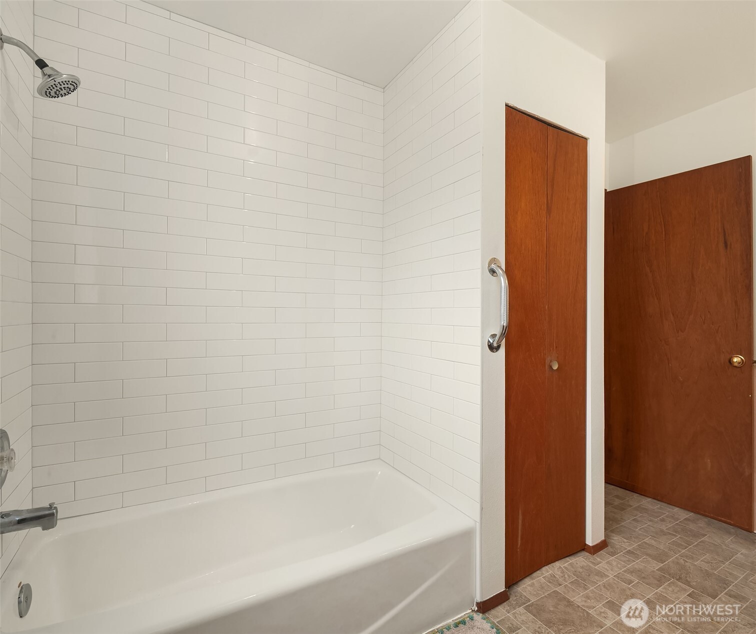 7805 186th Street Southwest Edmonds, WA 98026 - Photo 19 of 25
