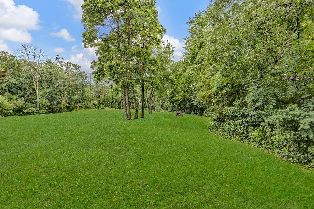 2625 Woodland Road Ambridge, PA 15003 - Photo 31 of 35 Gallery Image 31