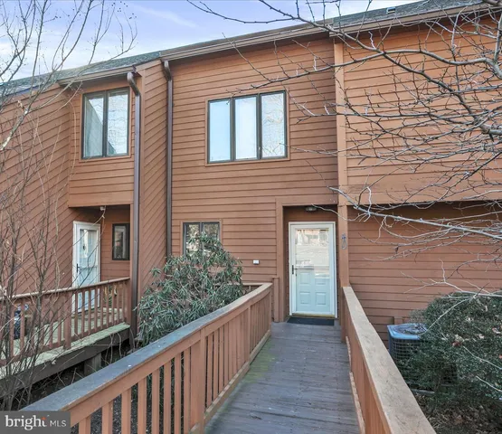 $239,000 | 40 Tecumseh Trail, Hedgesville, WV 25427