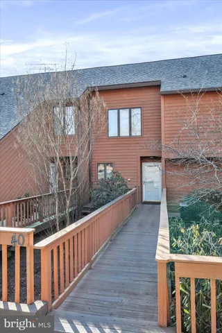 $239,000 | 40 Tecumseh Trail, Hedgesville, WV 25427