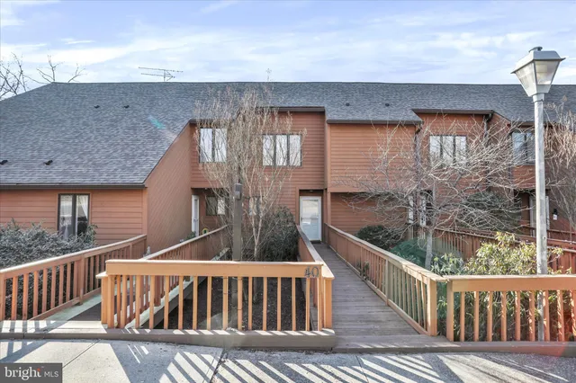 $239,000 | 40 Tecumseh Trail, Hedgesville, WV 25427