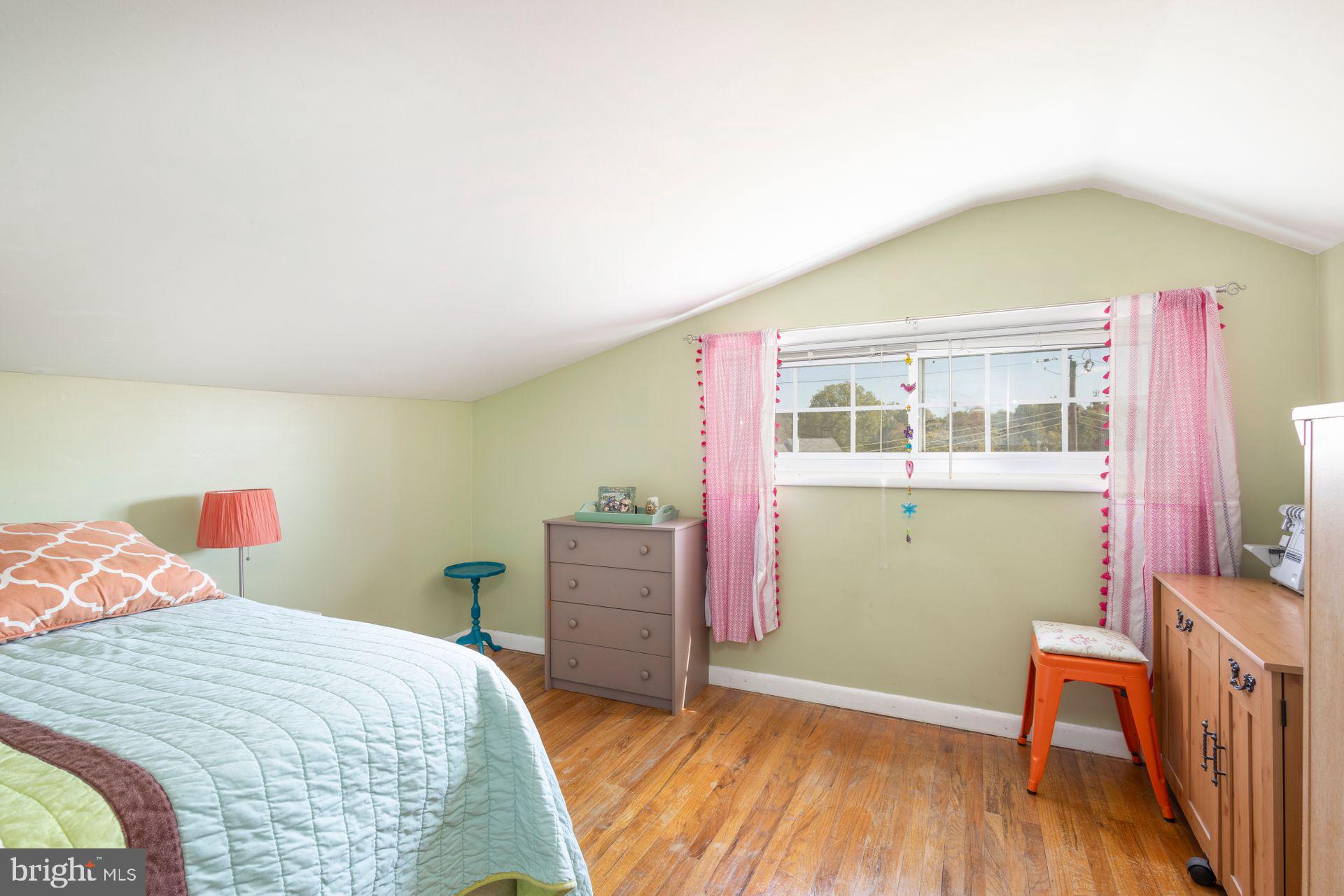 722 Chapel Road Glenside, PA 19038 - Photo 21 of 43 Gallery Image 21