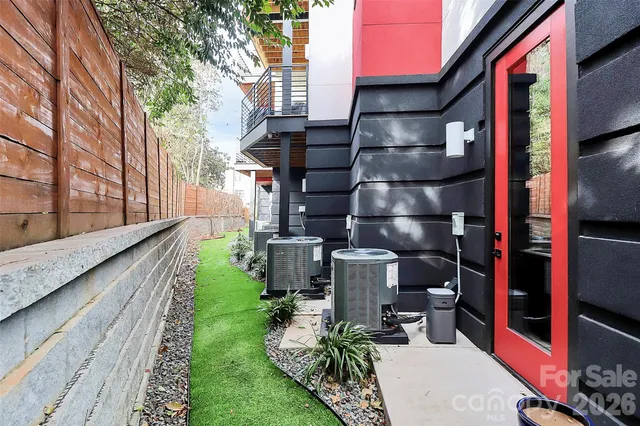 $650,000 | 2718 North Davidson Street, Unit F, Charlotte, NC 28205