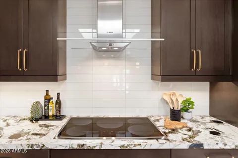 $1,075,000 | 241 East Forest Hills Drive, Phoenix, AZ 85022
