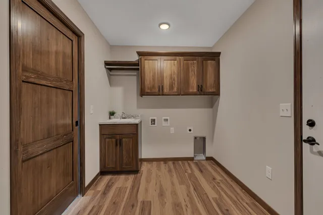 $429,900 | 2000 Sandstone Loop North, Sartell, MN 56377