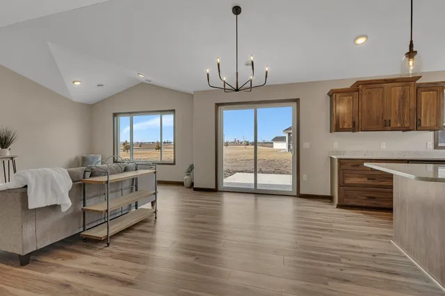 $429,900 | 2000 Sandstone Loop North, Sartell, MN 56377