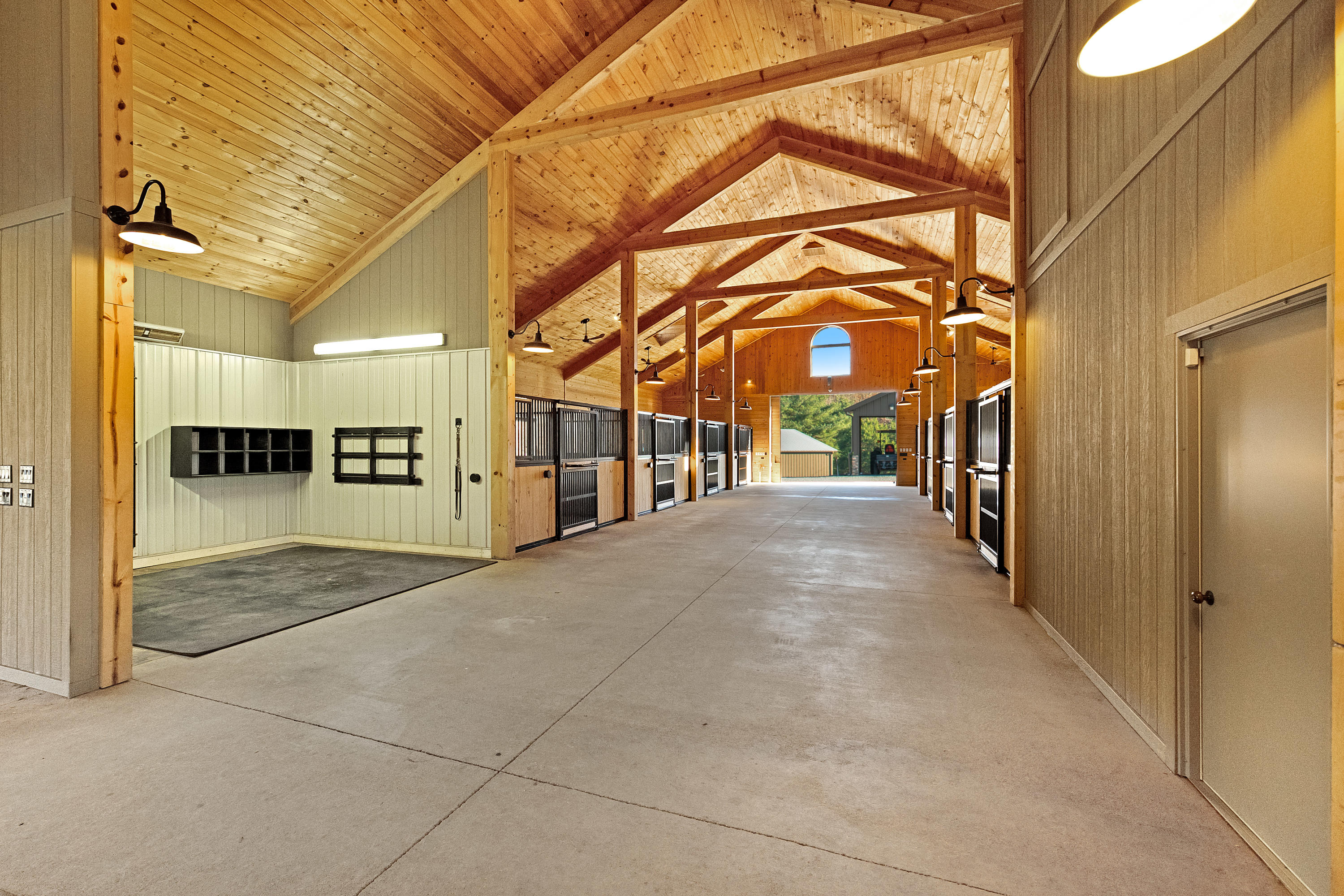 680 North Kingsbury Road Clover, SC 29710 - Photo 31 of 88 Xavier Farm Interiors_High Res-12