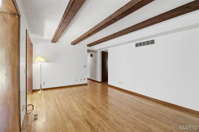 $395,000 | 8754 Boverie Drive, Ste. Genevieve, MO 63670