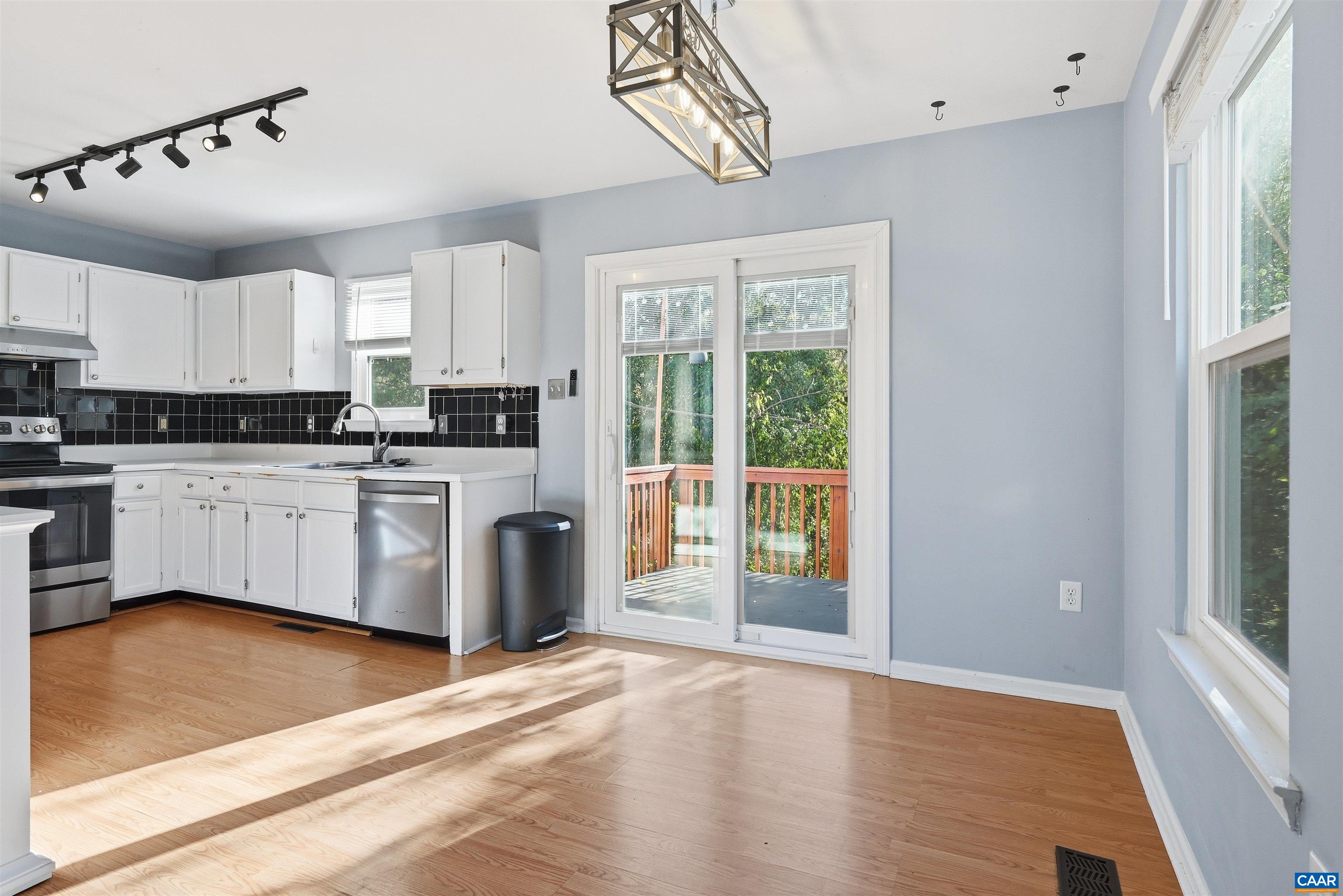 314 Riverside Avenue Charlottesville, VA 22902 - Photo 6 of 34 Gallery Image 6