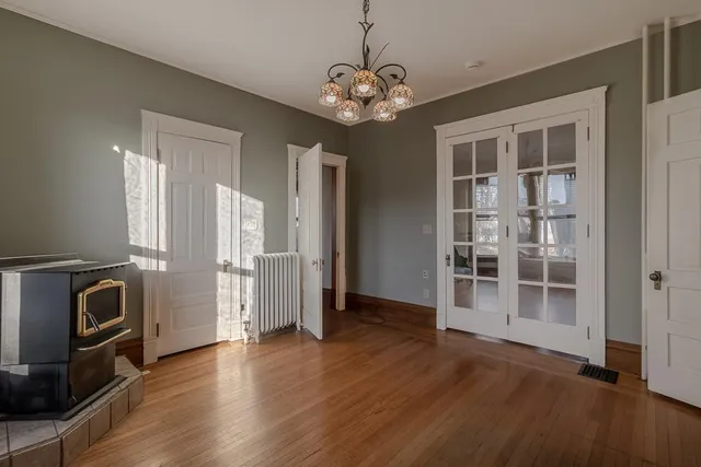 $375,000 | 522 2nd Avenue Northeast, Waseca, MN 56093