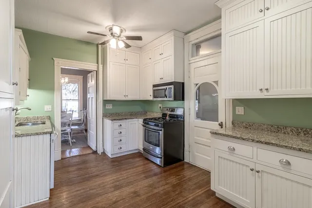 $375,000 | 522 2nd Avenue Northeast, Waseca, MN 56093