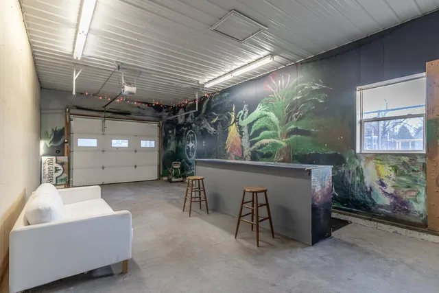 $375,000 | 522 2nd Avenue Northeast, Waseca, MN 56093