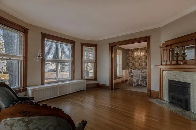 $375,000 | 522 2nd Avenue Northeast, Waseca, MN 56093