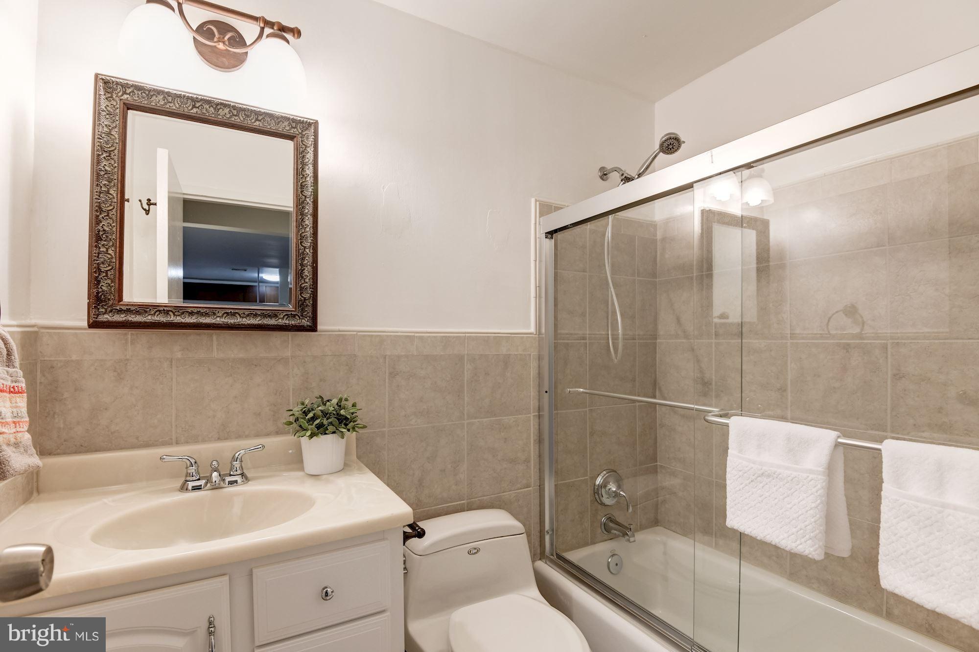 2400 41st Street Northwest, Unit 103 Washington, DC 20007 - Photo 15 of 19 Bath
