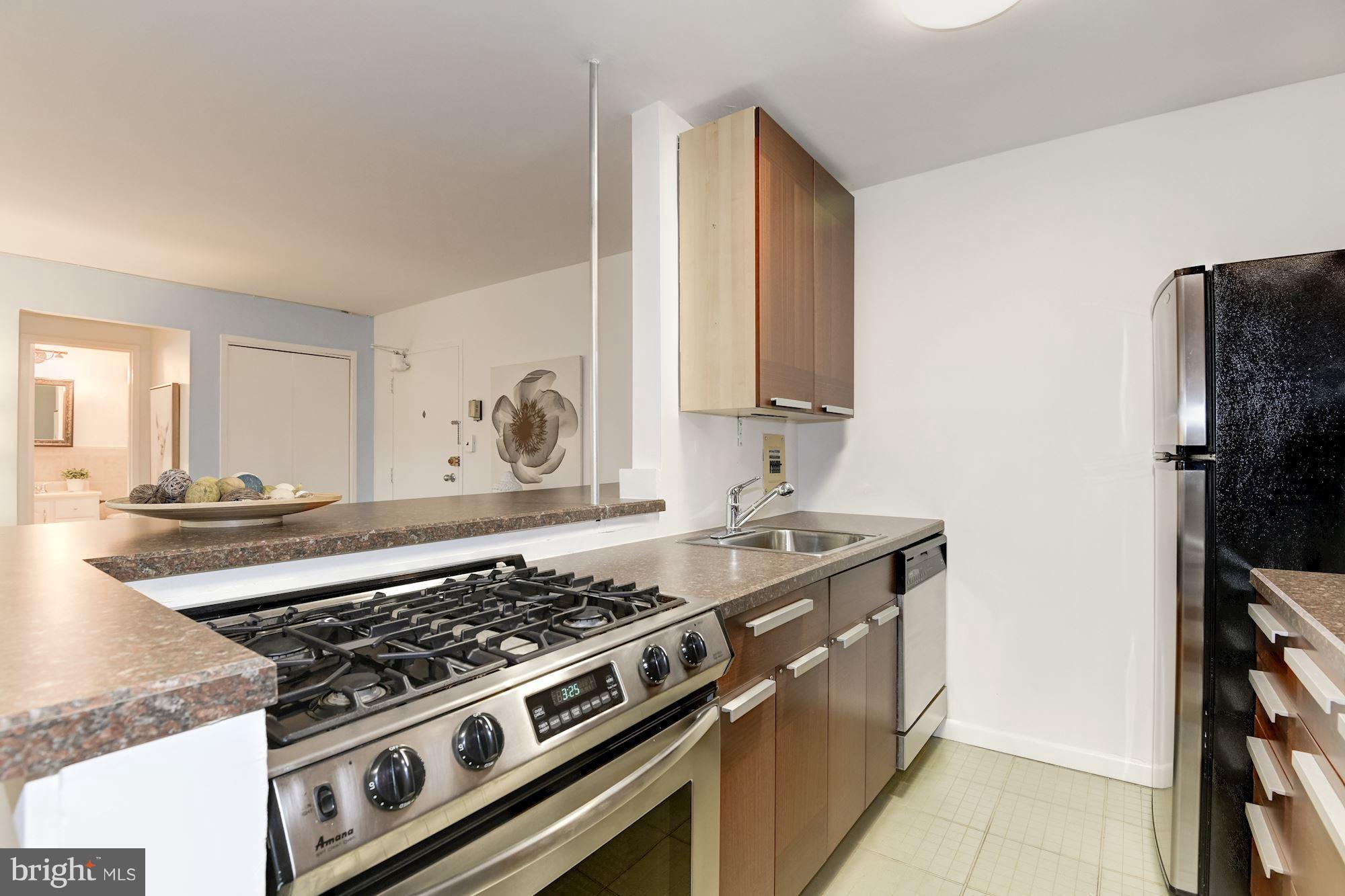 2400 41st Street Northwest, Unit 103 Washington, DC 20007 - Photo 9 of 19 Updated appliances