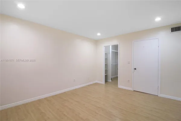 $2,100 | 7915 Southwest 86th Street, Unit 709, Miami, FL 33143