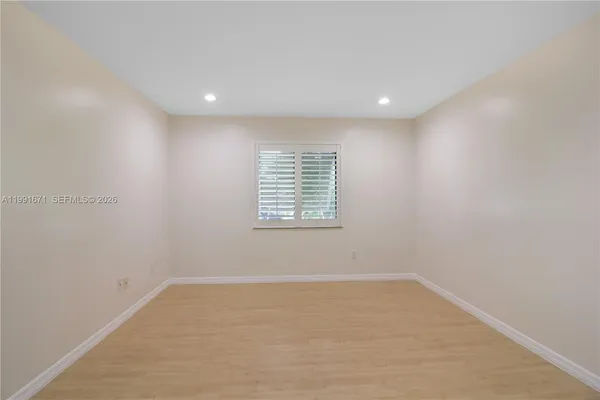 $2,100 | 7915 Southwest 86th Street, Unit 709, Miami, FL 33143