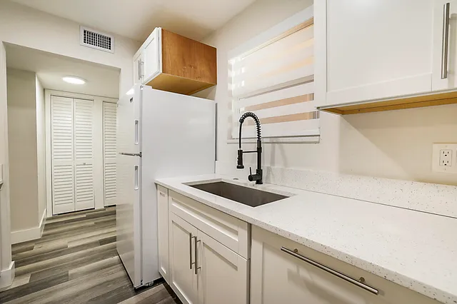 $2,800 | 1235 Mariposa Avenue, Unit 1, Coral Gables, FL 33146