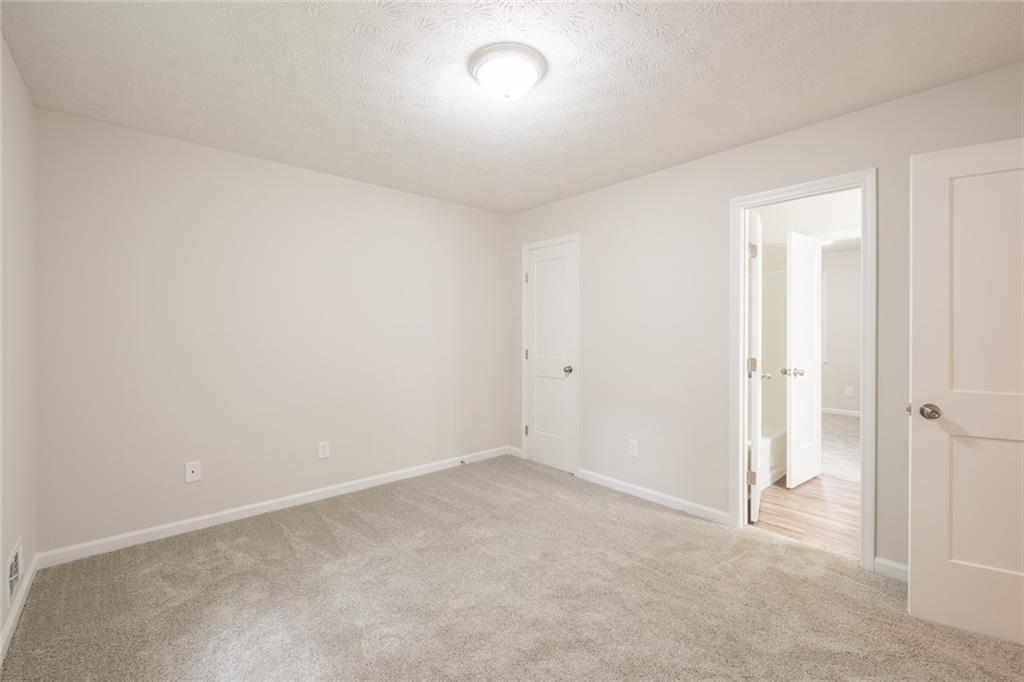 2010 Lakeside Trail Cumming, GA 30041 - Photo 25 of 33