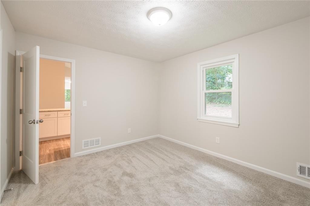 2010 Lakeside Trail Cumming, GA 30041 - Photo 27 of 33