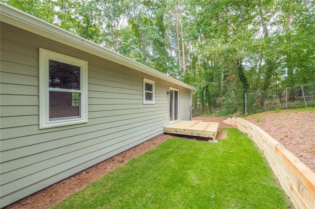 2010 Lakeside Trail Cumming, GA 30041 - Photo 4 of 33