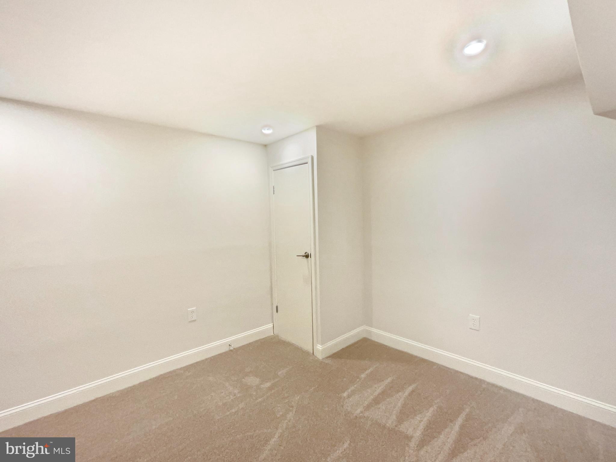 10103 Meredith Avenue Silver Spring, MD 20910 - Photo 15 of 23 a view of an empty room