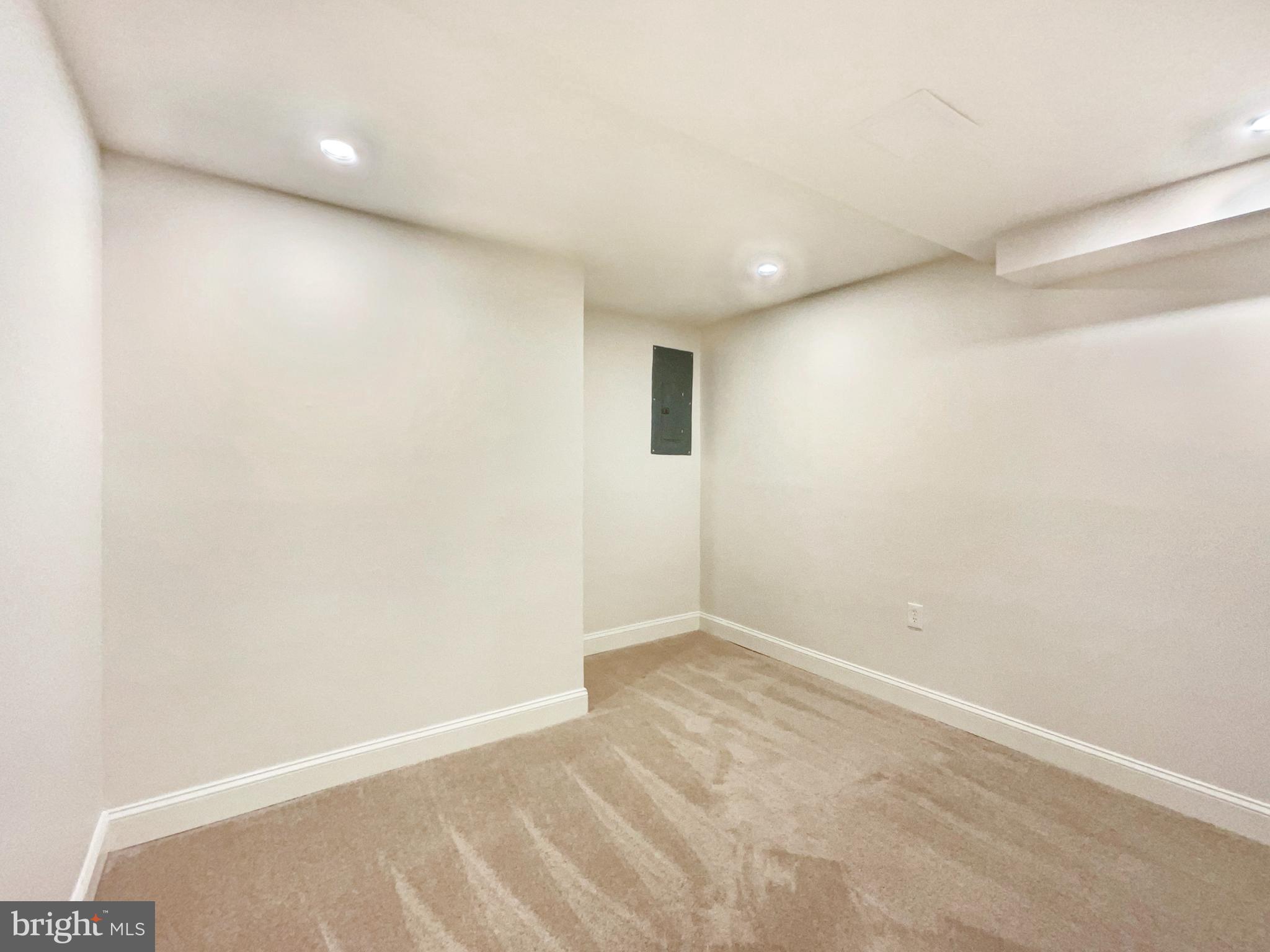 10103 Meredith Avenue Silver Spring, MD 20910 - Photo 16 of 23 a view of an empty room