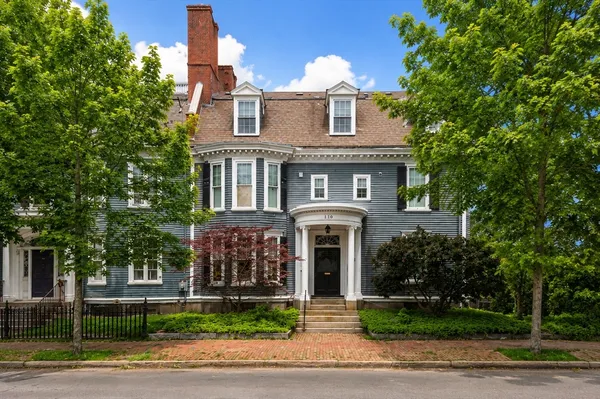 $699,900 | 110 High Street, Unit 3, Newburyport, MA 01950