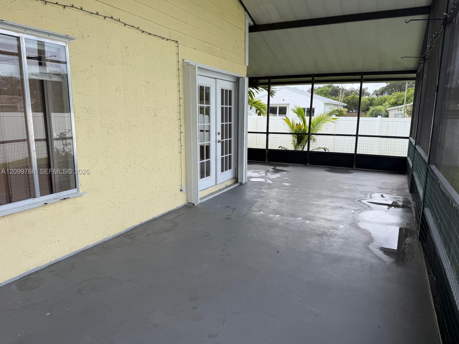 8289 Barnyard Way Boca Raton, FL 33433 - Photo 26 of 39 Gallery Image 26