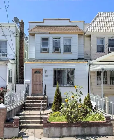 $680,000 | 90-28 78th Street | Woodhaven