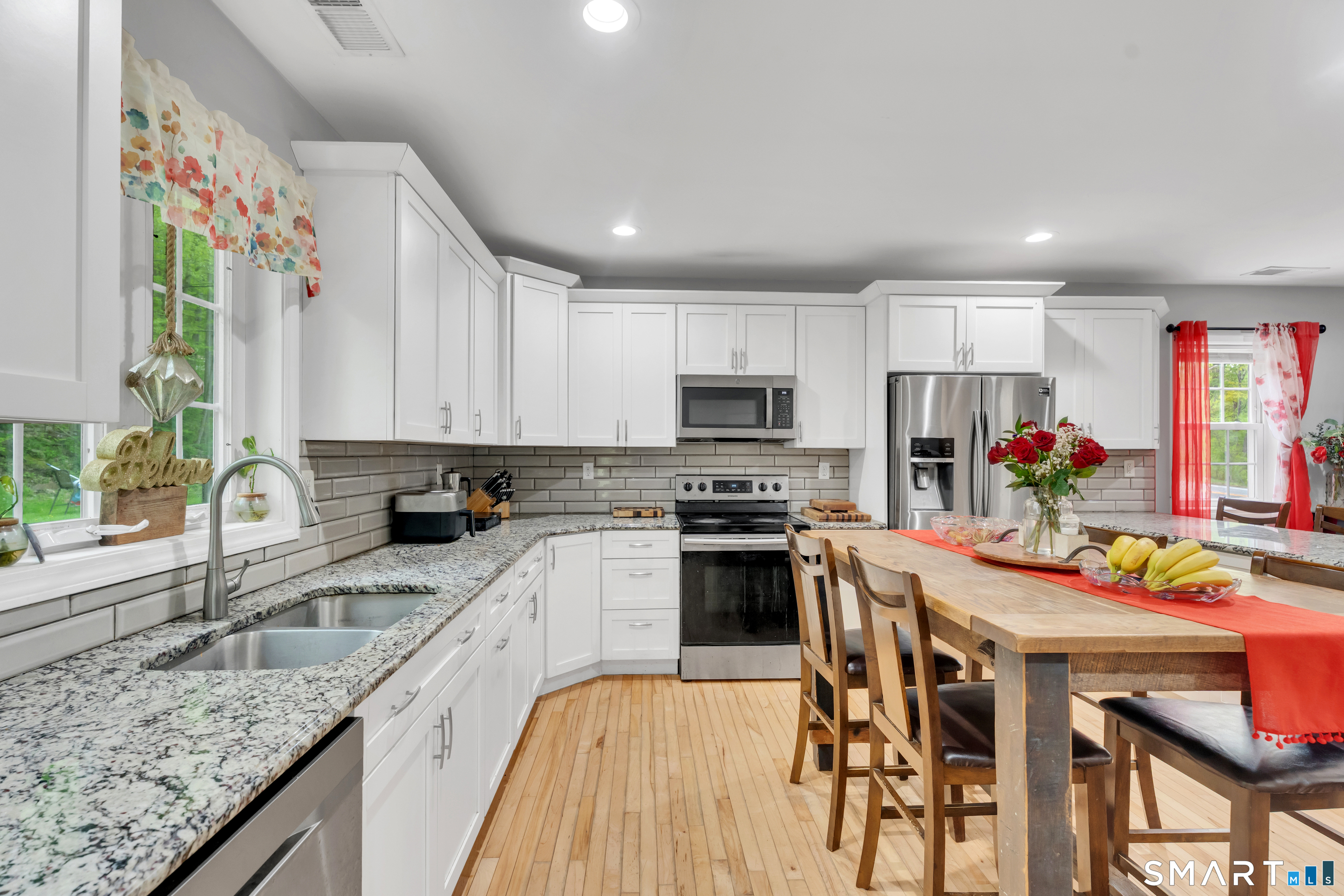 680 Killingworth Road Haddam, CT 06441 - Photo 10 of 31