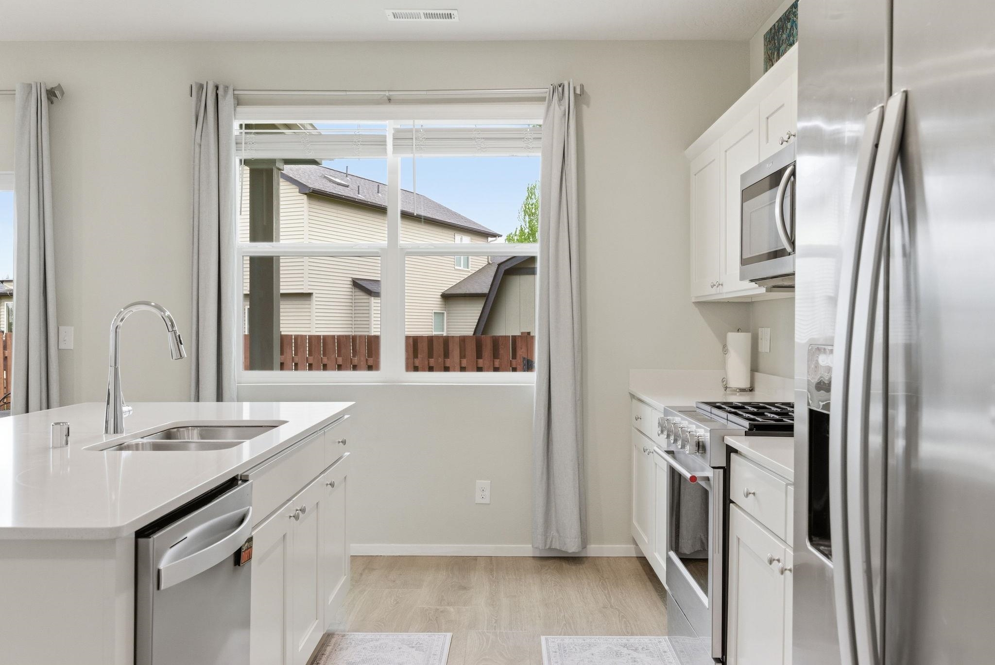 8024 South Dana Lane Cheney, WA 99004 - Photo 13 of 44