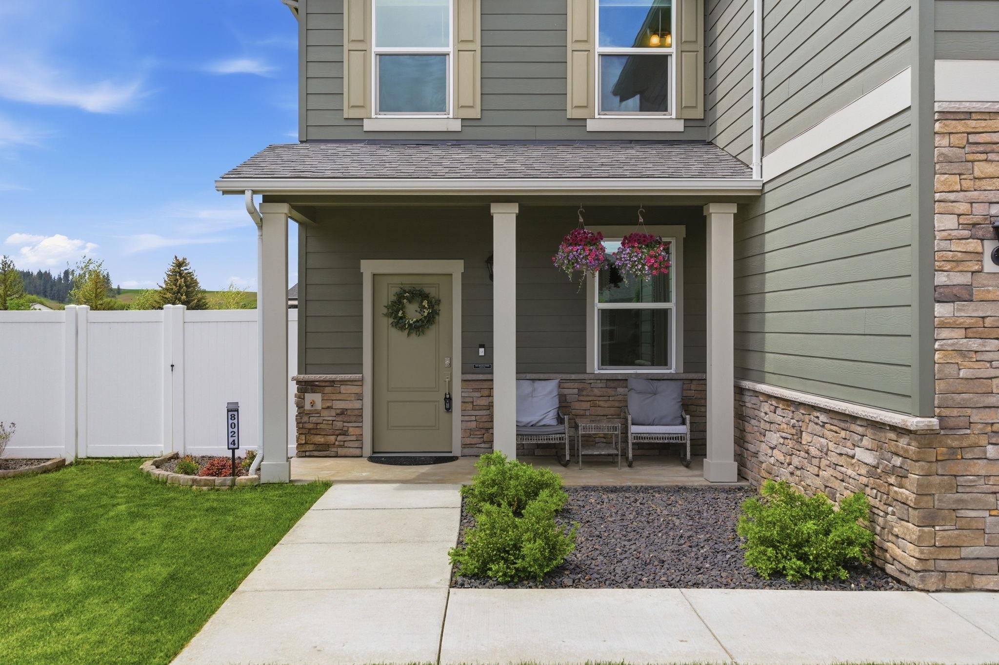 8024 South Dana Lane Cheney, WA 99004 - Photo 3 of 44