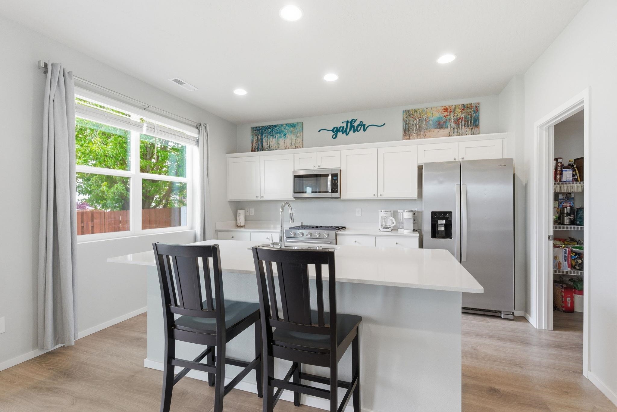 8024 South Dana Lane Cheney, WA 99004 - Photo 10 of 44