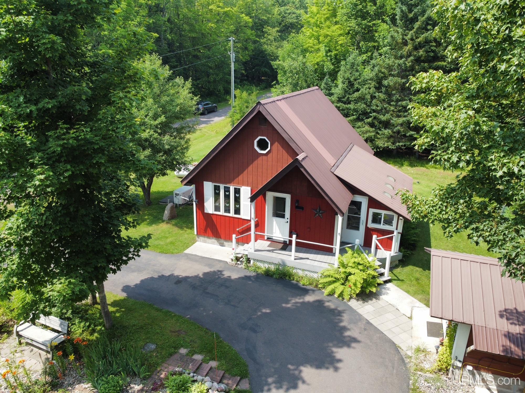16728 Short Road Pelkie, MI 49958 - Photo 1 of 65 Gallery Image 1